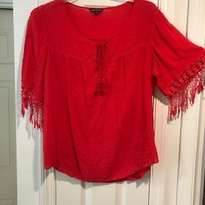 Misses red rayon fringed top XL (says 1X but..)